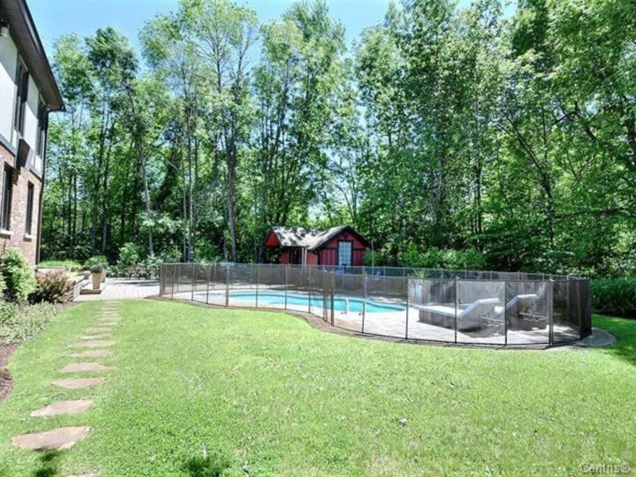 Lulu'S Chalet Villa มอนทรีอัล ภายนอก รูปภาพ