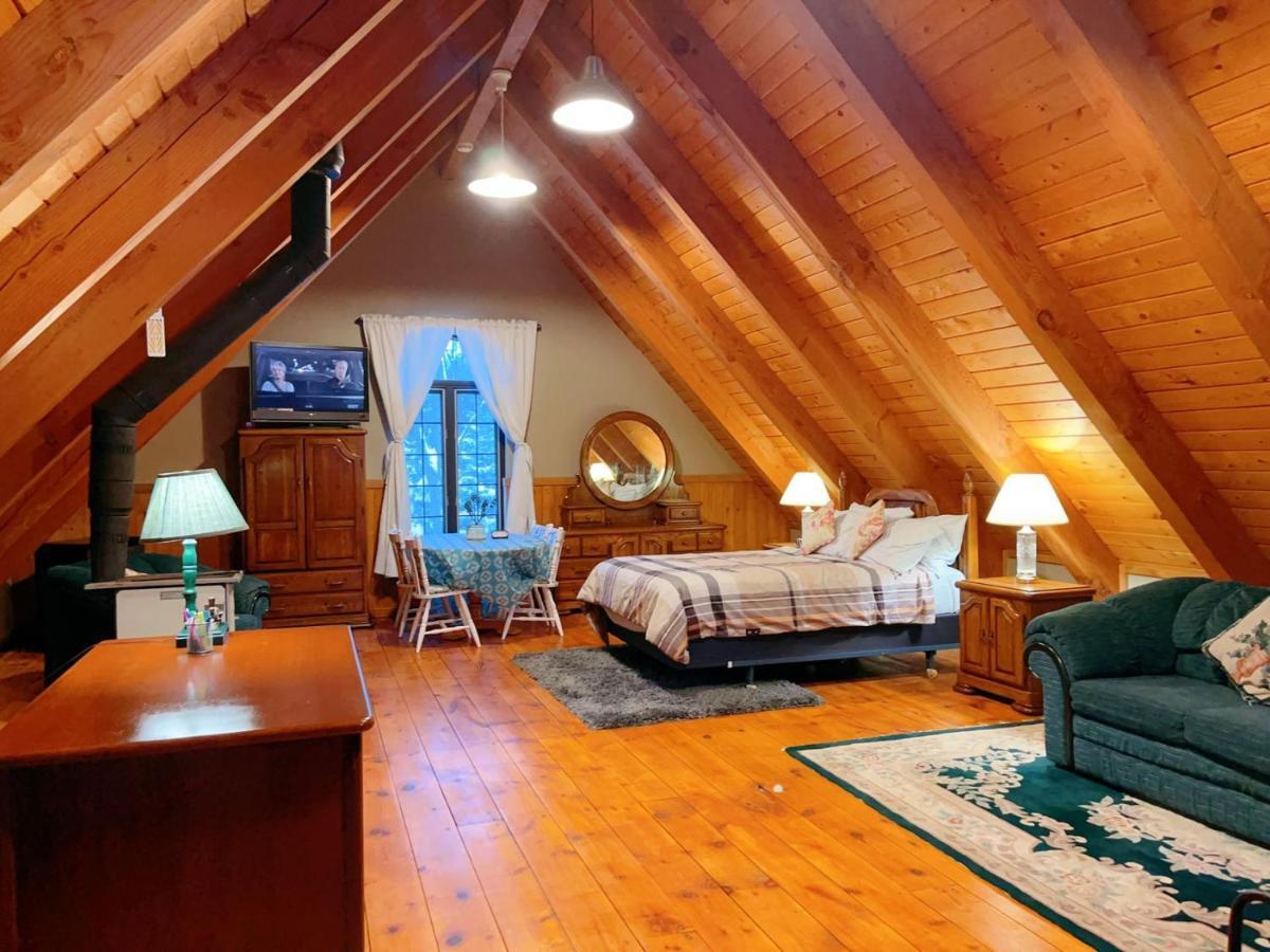 Lulu'S Chalet Villa มอนทรีอัล ภายนอก รูปภาพ
