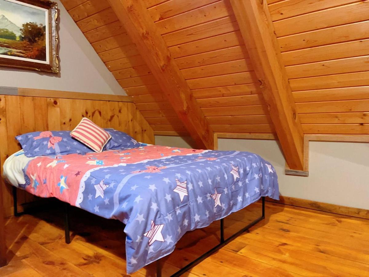 Lulu'S Chalet Villa มอนทรีอัล ภายนอก รูปภาพ