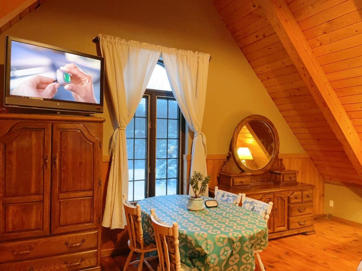 Lulu'S Chalet Villa มอนทรีอัล ภายนอก รูปภาพ