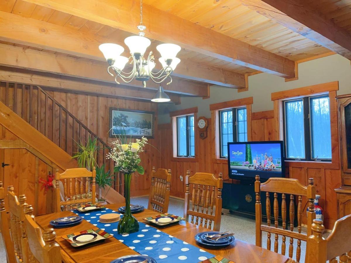 Lulu'S Chalet Villa มอนทรีอัล ภายนอก รูปภาพ